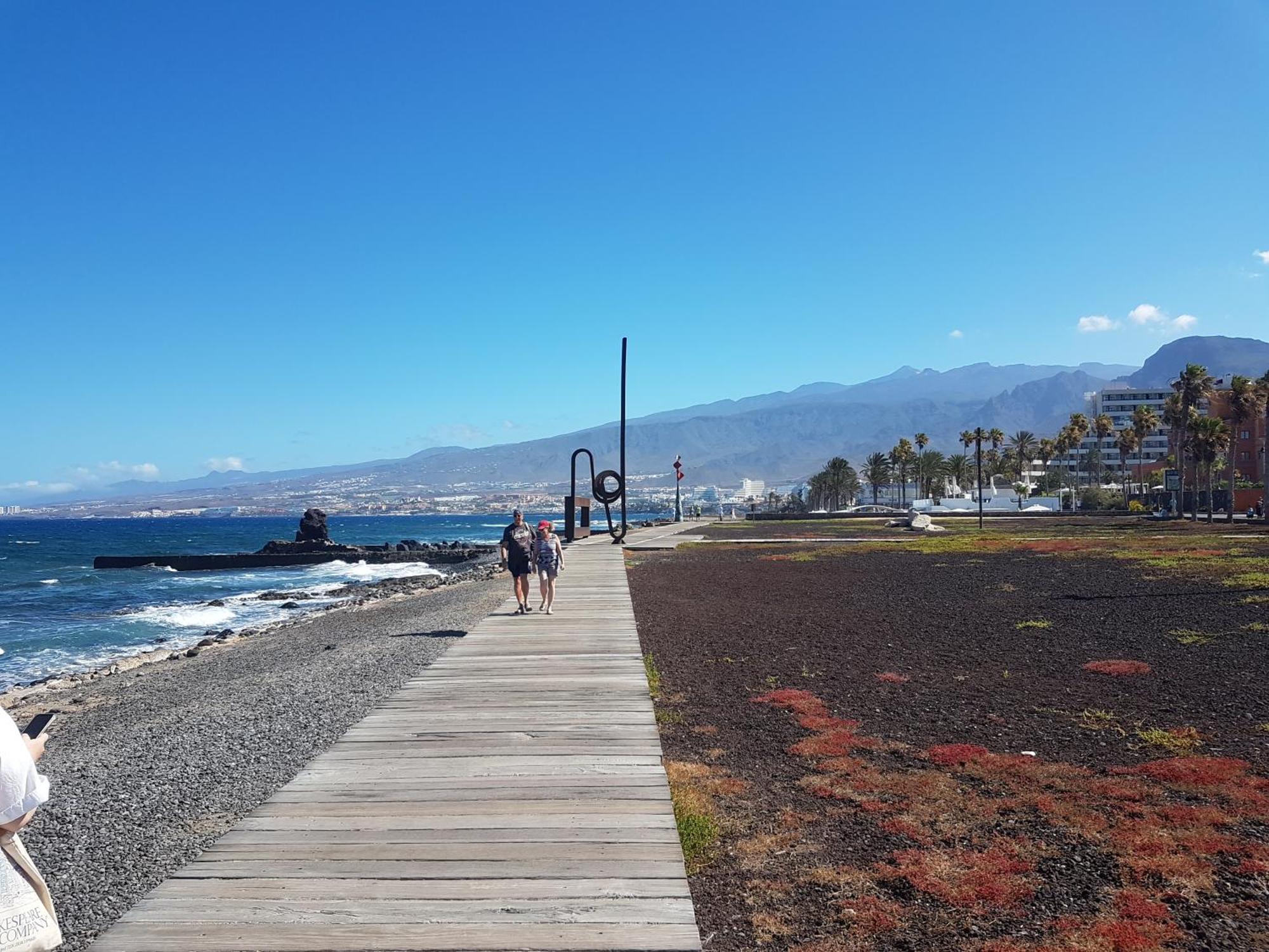 Beach 400Mtr, Top Of Mountain With Spectacular Surround View 200Mtr Los Cristianos  Εξωτερικό φωτογραφία