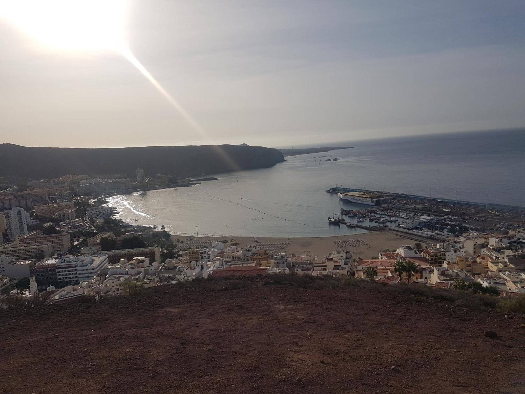 Beach 400Mtr, Top Of Mountain With Spectacular Surround View 200Mtr Los Cristianos  Εξωτερικό φωτογραφία