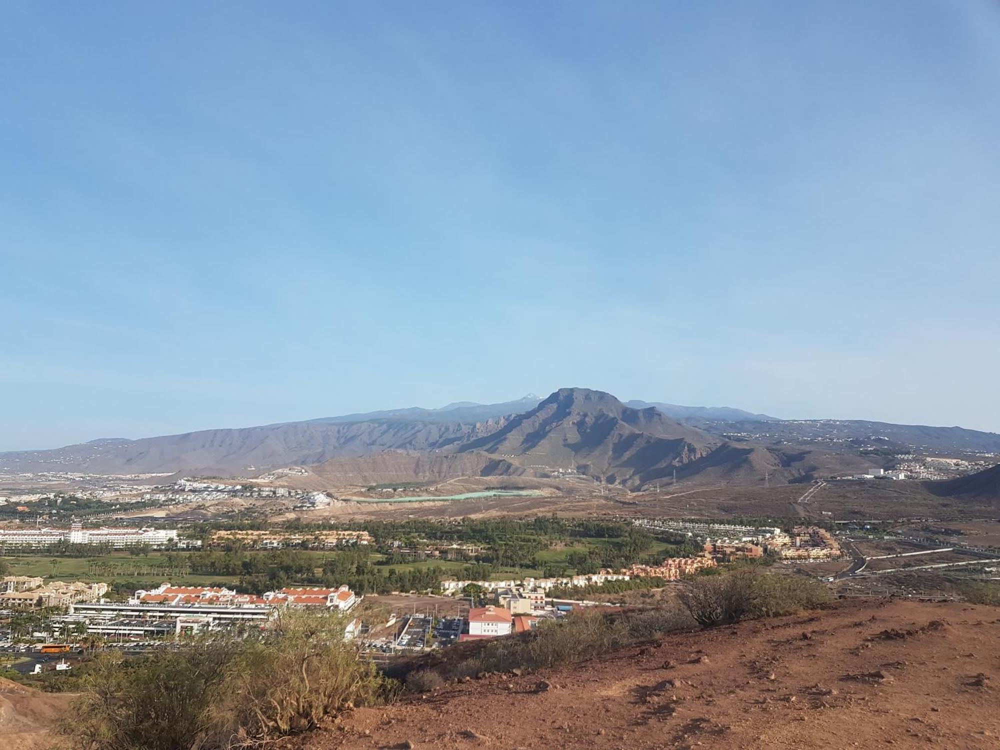 Beach 400Mtr, Top Of Mountain With Spectacular Surround View 200Mtr Los Cristianos  Εξωτερικό φωτογραφία